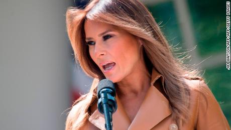 US First Lady Melania Trump announces her &quot;Be Best&quot; children&#39;s initiative in the Rose Garden of the White House in Washington, DC, May 7, 2018. (Photo by JIM WATSON / AFP)        (Photo credit should read JIM WATSON/AFP/Getty Images)