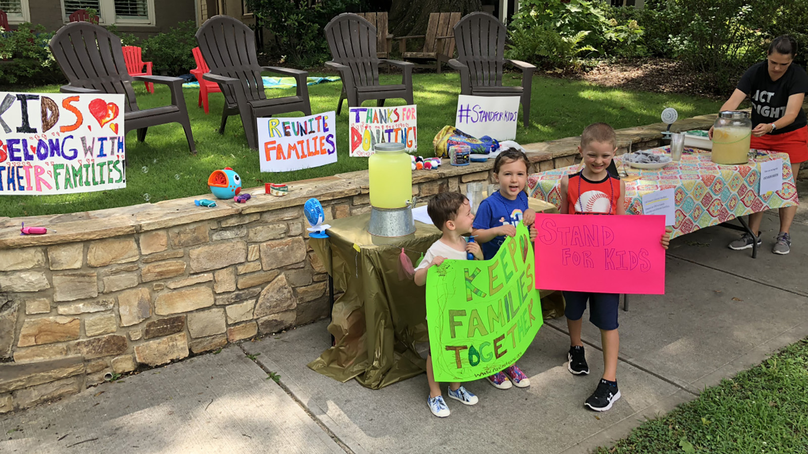 what to sell on lemonade stand for kids