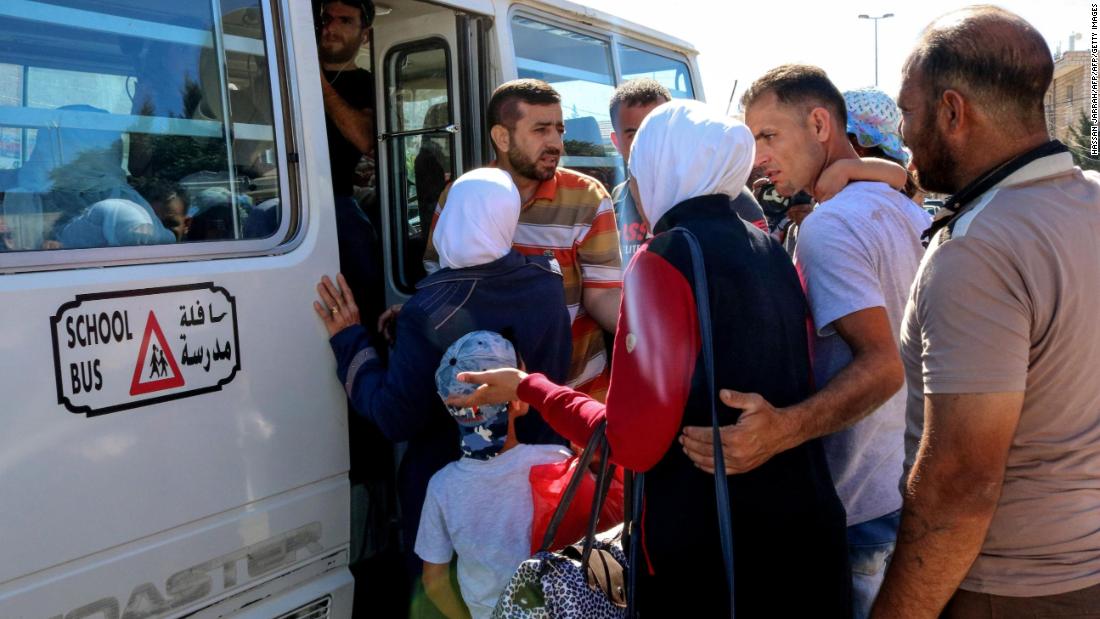 Refugiados Sirios Intentan Entran A Jordania E Israel Huyendo De La