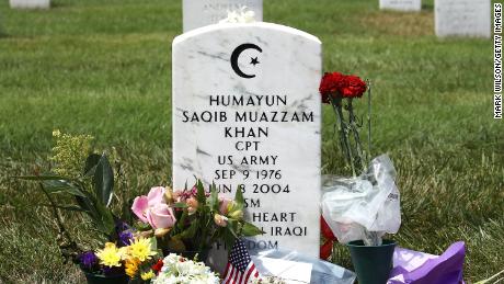 ARLINGTON, VA - AUGUST 01: The gravesite of Muslim-American, U.S. Army Capt. Humayun Khan is shown at Arlington National Cemetary August 1, 2016 in in Arlington, Virginia. Khan was killed during Operation Iraqi Freedom in 2004. (Photo by Mark Wilson/Getty Images)