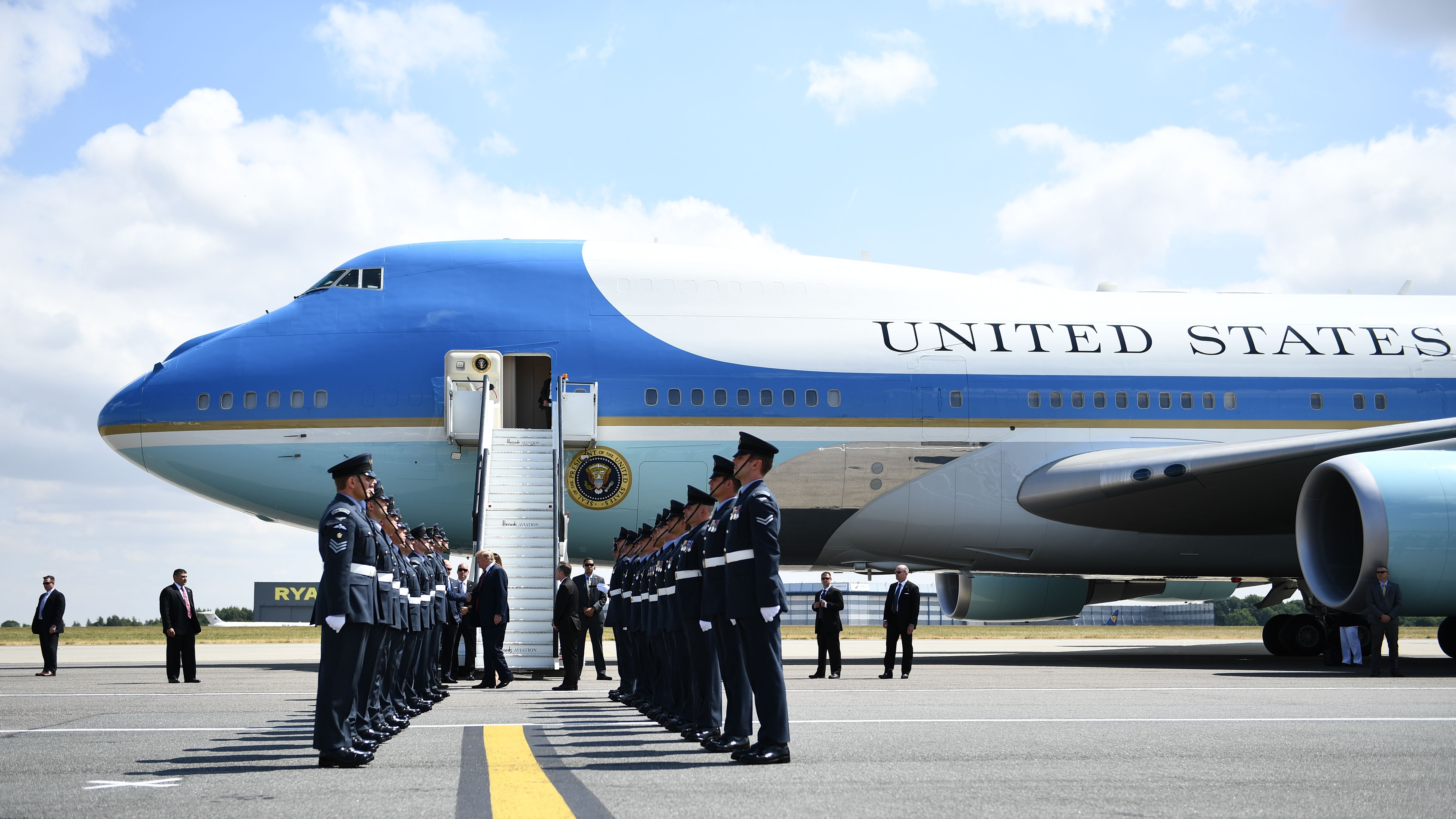 new paint scheme for air force one