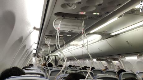 Vaping co-pilot caused Air China plane to plummet, officials say