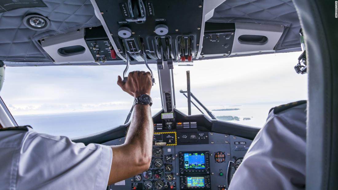 Airline Pilot Shortage United States At A Critical Point Cnn Travel 1728