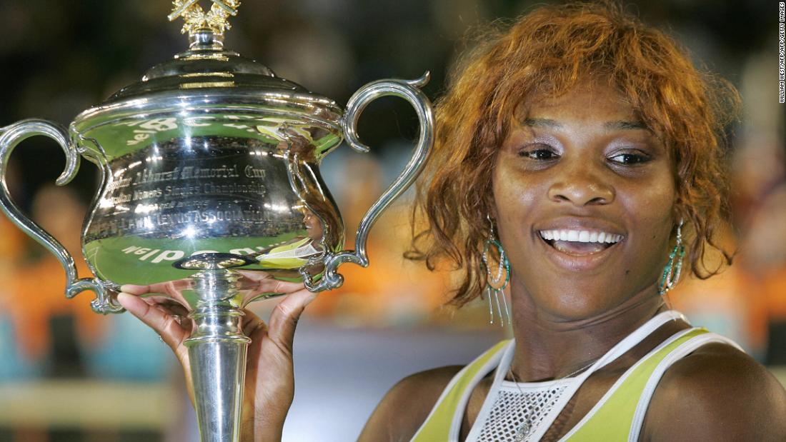 A second Australian Open title for Serena and a seventh grand slam after a 2-6 6-3 6-0 victory over compatriot Lindsay Davenport in the 2005 Melbourne final. 