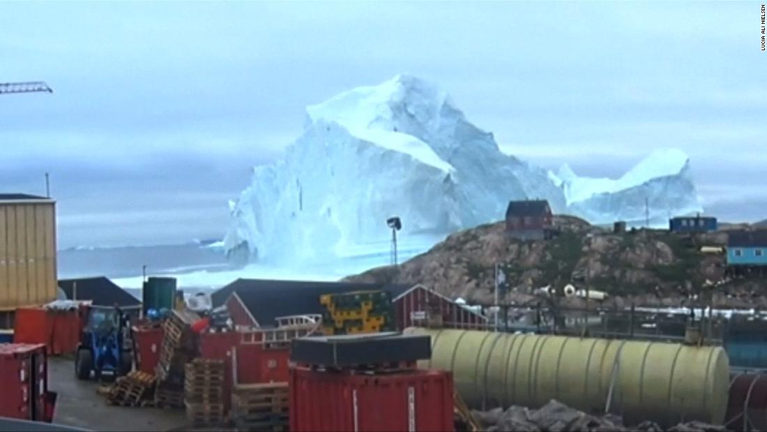 giant iceberg giant iceberg