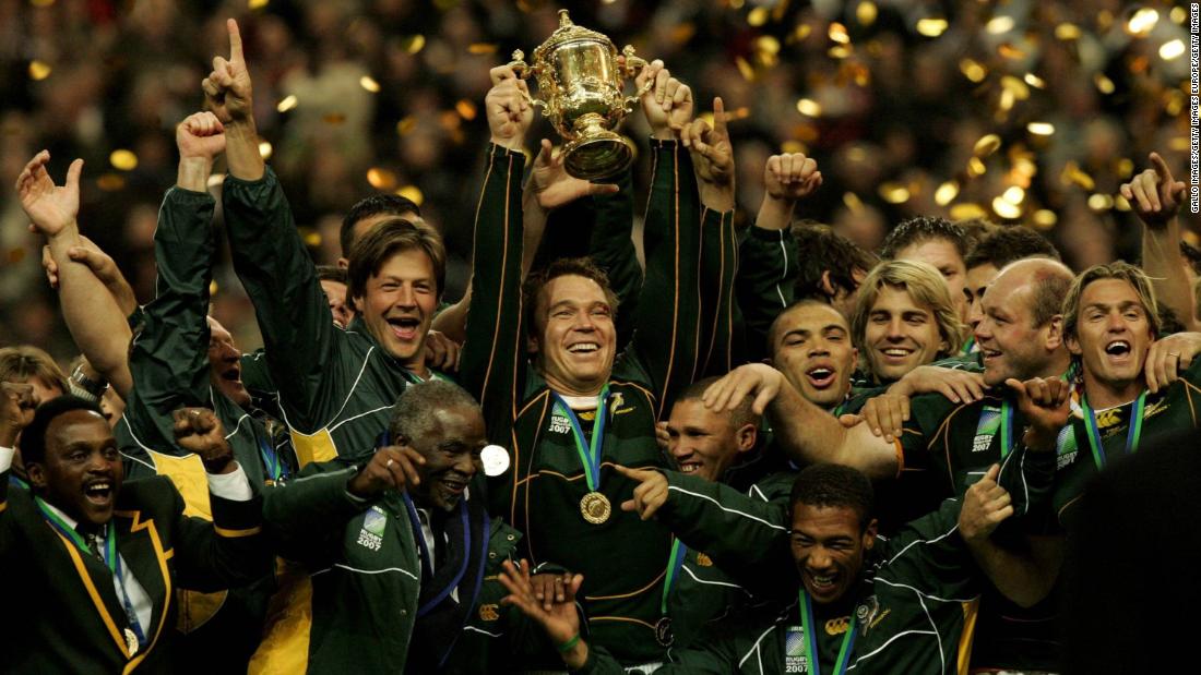 South Africa claimed its second title in France in 2007, defeating England 6-15 at the Stade de France in Paris. 