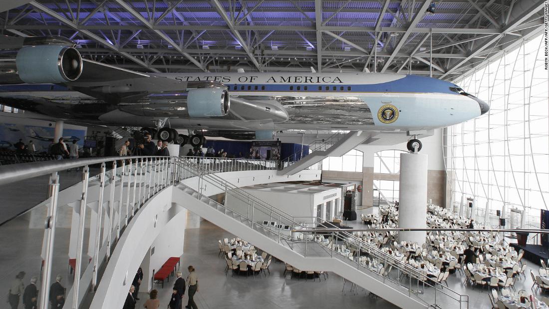 A view of the new Air Force One Pavilion at the Ronald Reagan Presidential Library in Simi Valley, California, 21 October 2005. 
