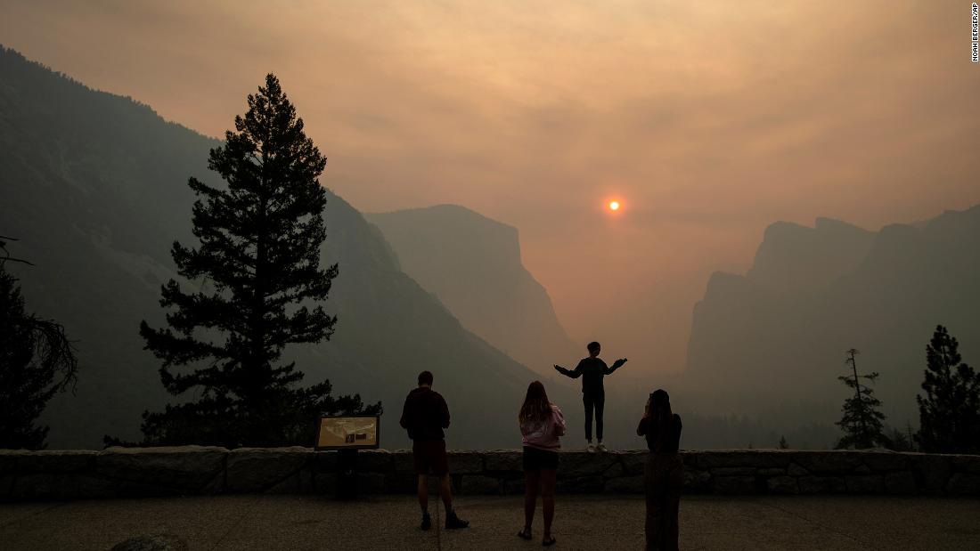 Smoke from the Ferguson Fire fills California&#39;s Yosemite Valley on Wednesday, July 25. Some of the most iconic areas of Yosemite National Park were forced to close because of the wildfire.