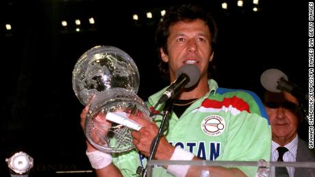 Imran Khan with the cricket World Cup after Pakistan&#39;s 1992 win.