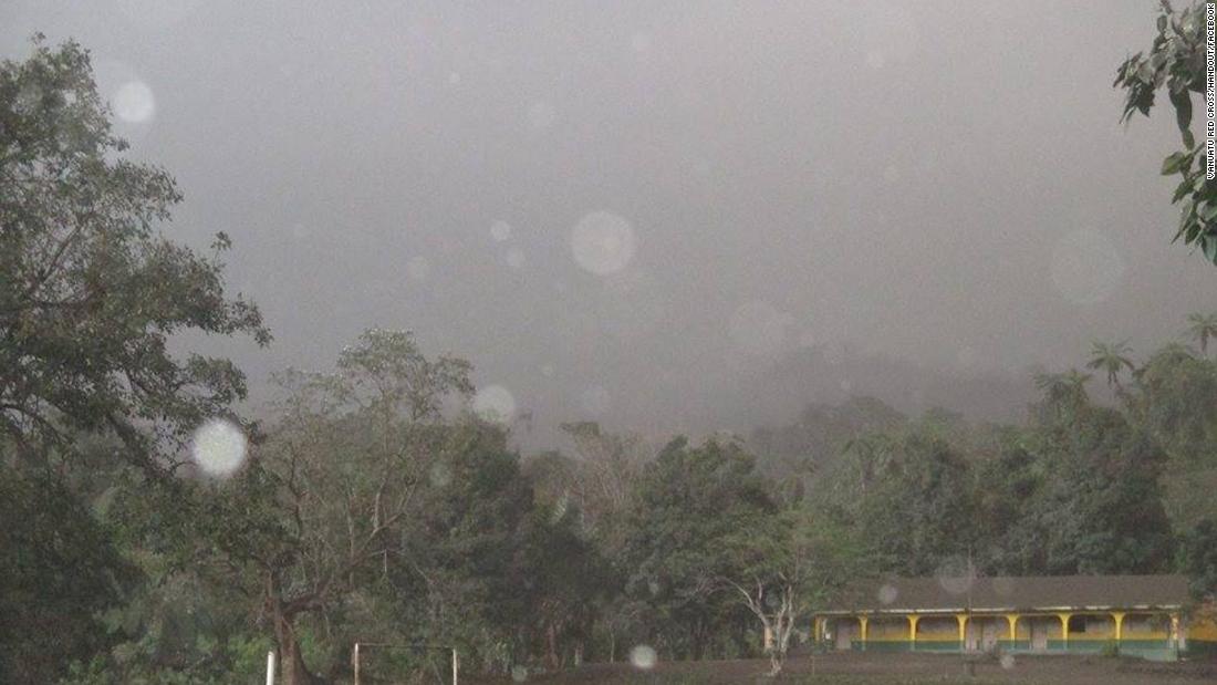 State of emergency in Vanuatu as volcanic ash blacks out sun