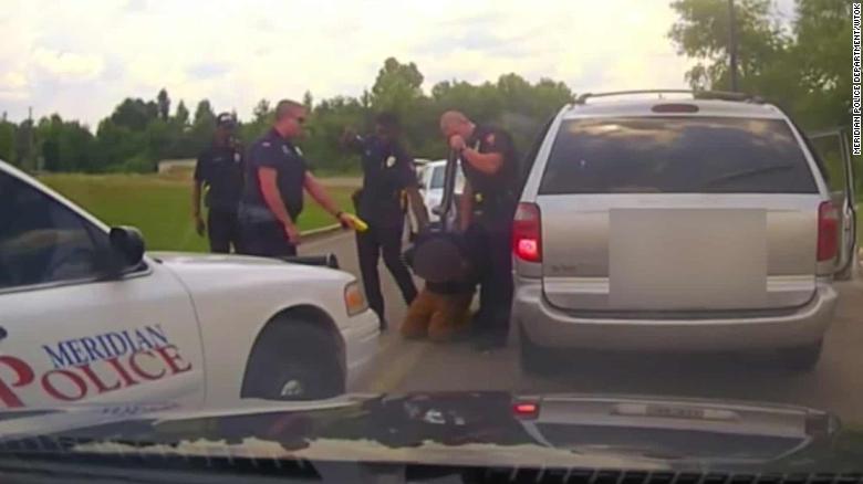 Mississippi Cop Fired After Using Stun Gun On A Handcuffed Suspect Cnn 1474