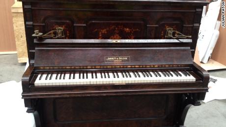 Julian Paton&#39;s antique piano was made in 1895. On July 26, the ivory keys were stripped by New Zealand&#39;s Department of Conservation in accordance with CITES ivory regulations.