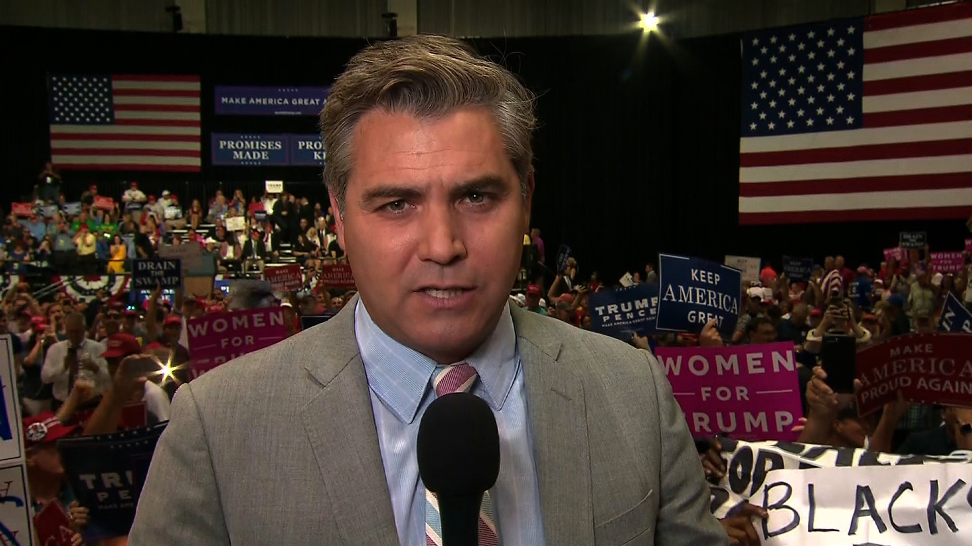 Cnn S Jim Acosta Heckled Again At Trump Rally Cnn Video