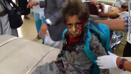 180809124259-03-yemen-schoolbus-airstrik
