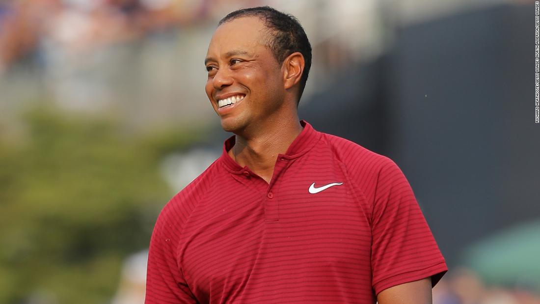 Tiger woods cheap no collar