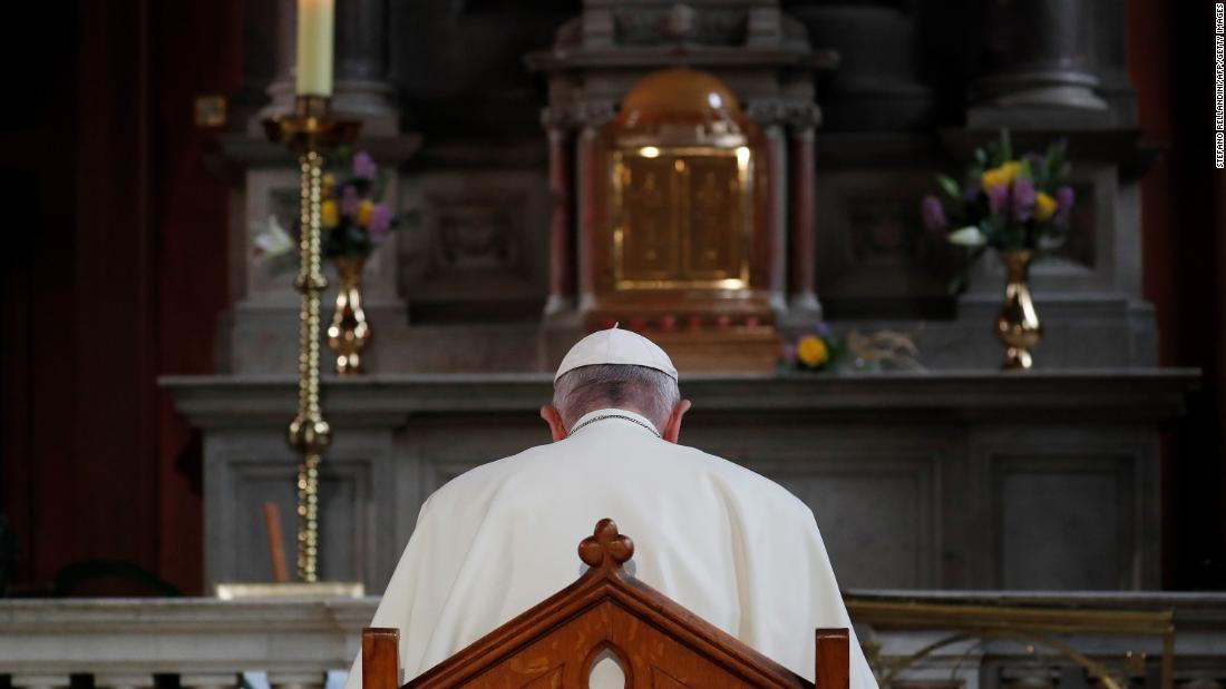 Pope Francis prays at St. Mary&#39;s Pro-Cathedral in Dublin on Saturday.