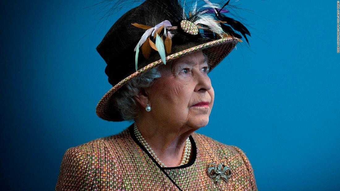 biography about queen elizabeth ii