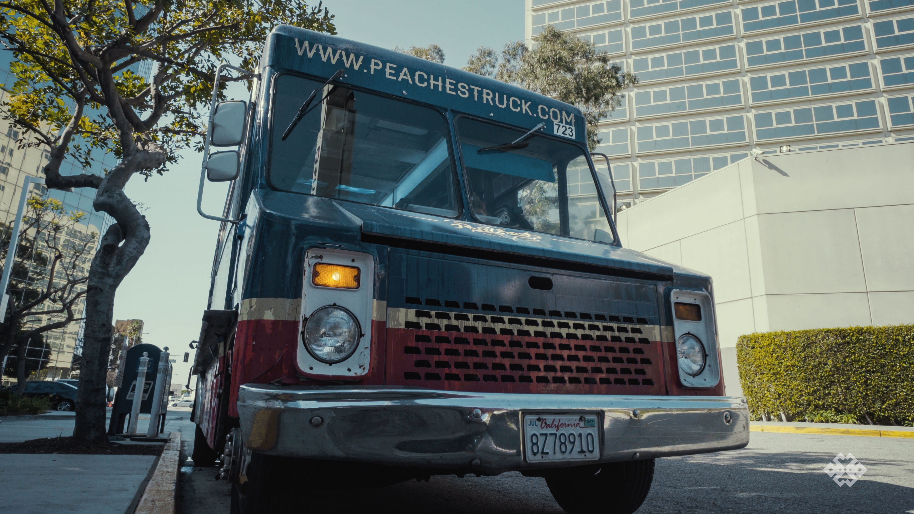 Peaches Smokehouse Brings Georgia Barbecue Taste To La