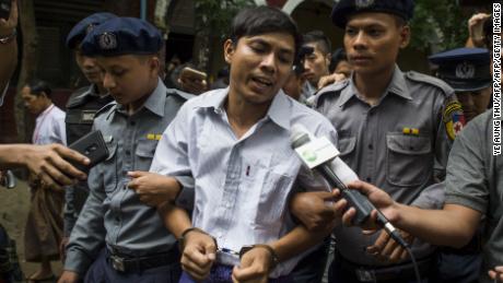 Myanmar: Reuters journalists investigating Rohingya killings sentenced to 7 years in prison 