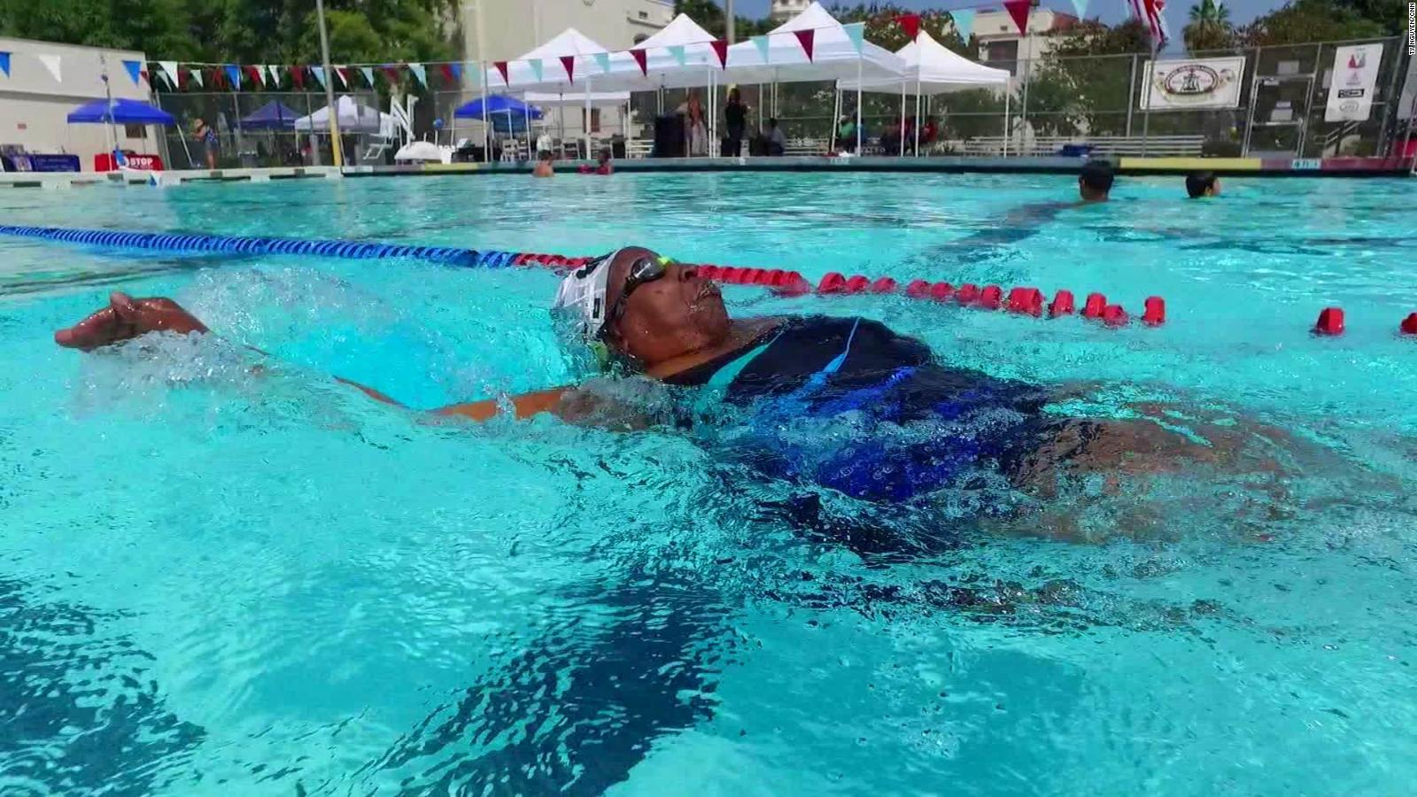 Learning To Swim At 50 Saved This Blind Womans Life Cnn