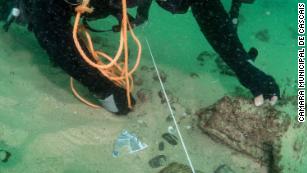 Divers found spices, ceramics and shells at the wreck.