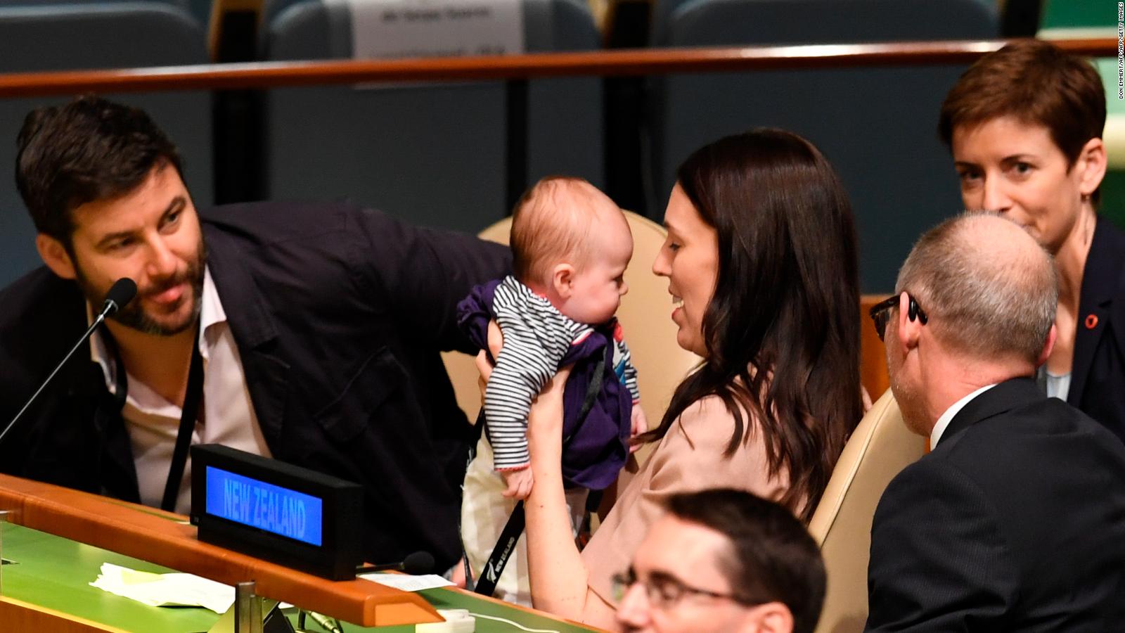 Jacinda Ardern: New Zealand PM makes history with baby at UN ...