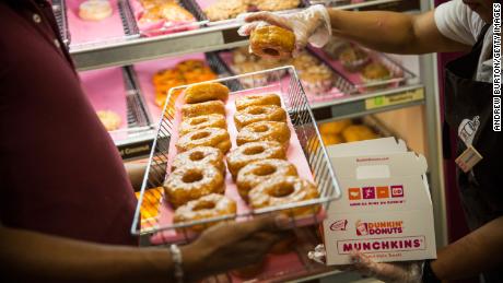 No pasa nada si la caja de donuts de un compañero de trabajo te echa para atrás un día.