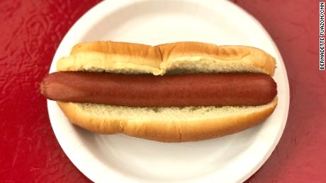 Costco's secret weapon: Food courts and $1.50 hot dogs