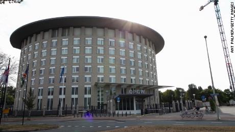 Netherlands officials say they caught Russian spies targeting chemical weapons body 