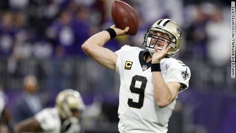 Drew Brees surpassed Peyton Manning to become the NFL's career passing yardage leader on Monday. 