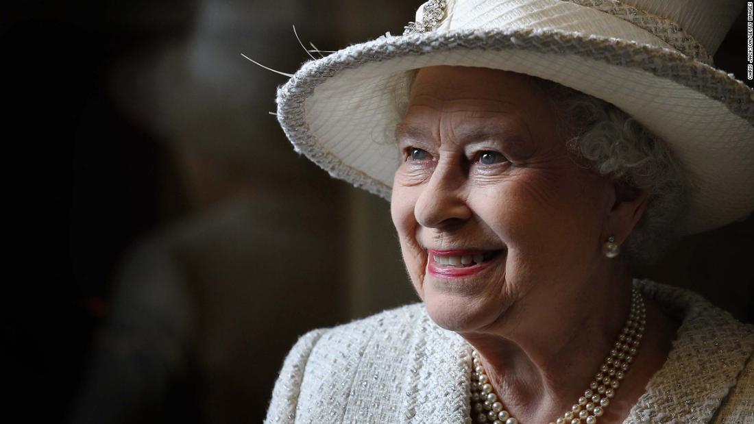 World leaders mourn death of monarch whose reign spanned seven decades