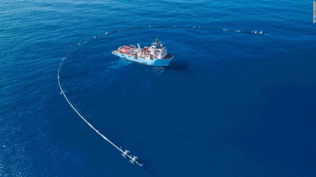 This floating pipe is trying to clean up all the plastic in the ocean