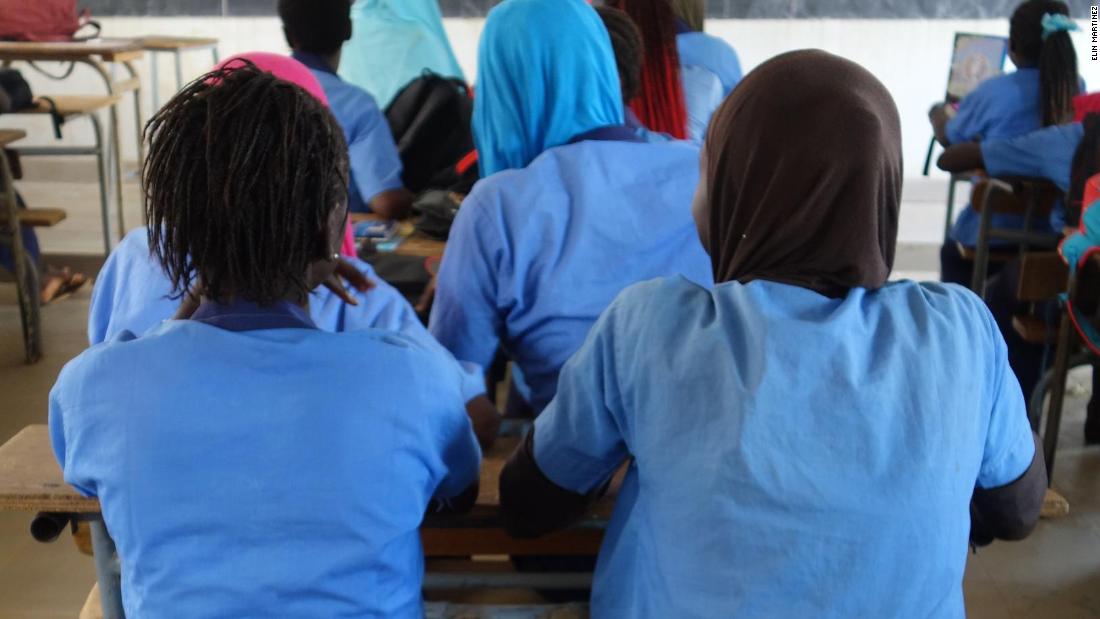 School Girl Xxx Rep Video - Female students in Senegal's schools sexually exploited by teachers, HRW  says | CNN