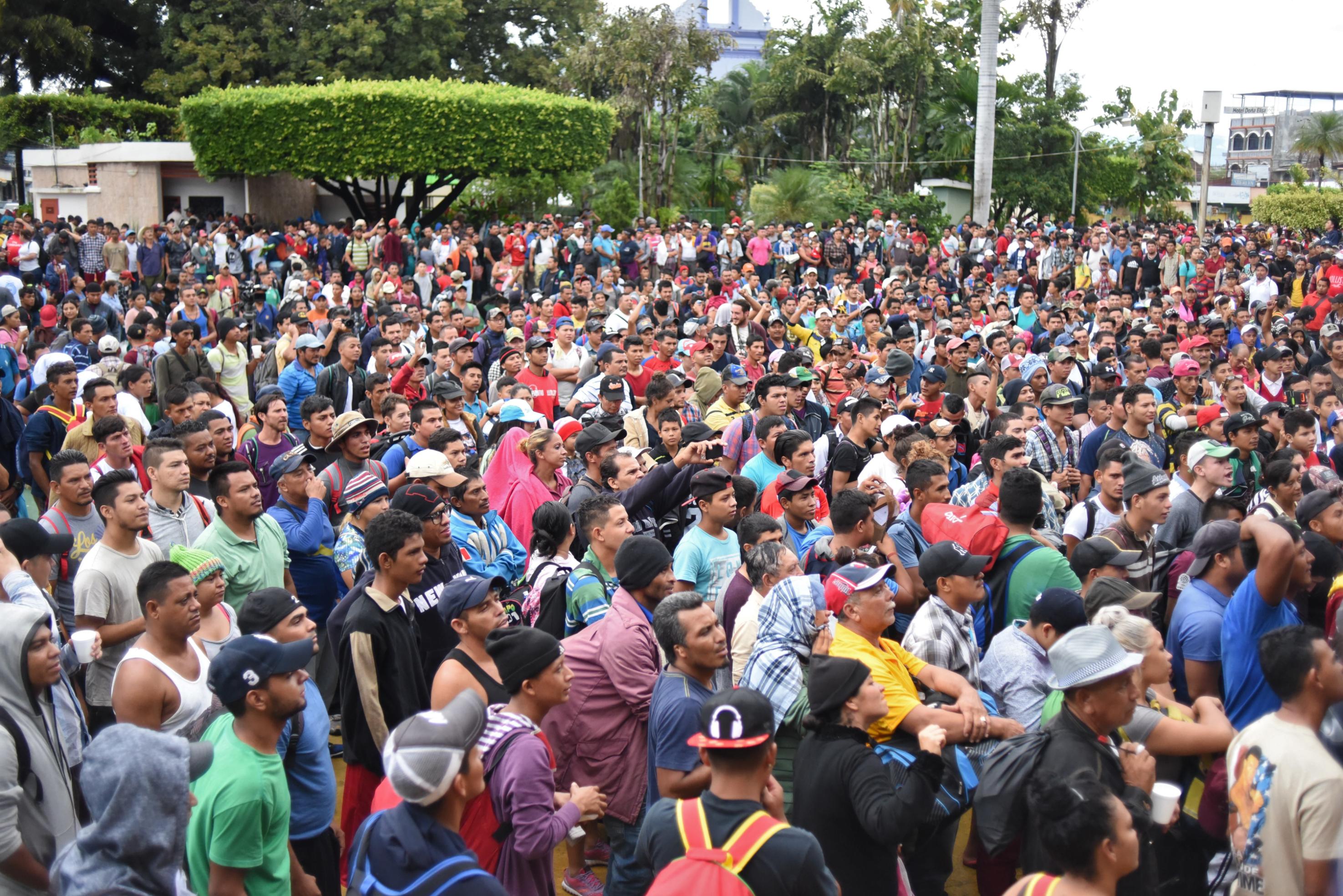 Caravana de migrantes hondure os intentar cruzar la frontera Guatemala M xico