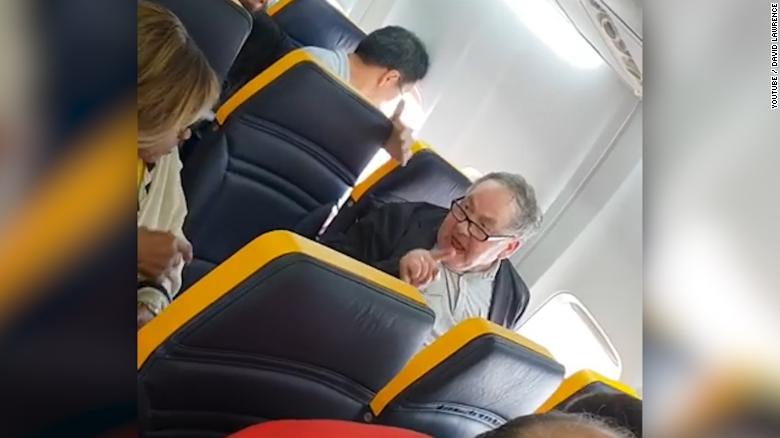 Man launches into racist rant on plane