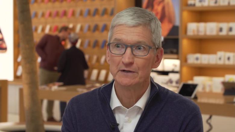 Apple CEO Tim Cook calls for privacy regulation