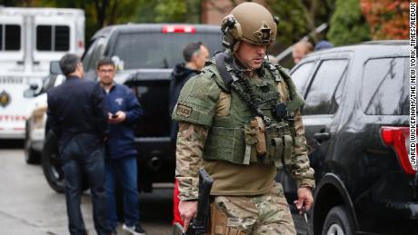 Suspected shooter identified in deadly shooting at Pittsburgh synagogue 