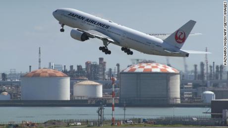 Drunk pilots prompt alcohol rule change at Japan Airlines