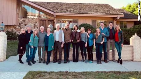 &#39;The Brady Bunch&#39; cast talks about remodeling their TV home 