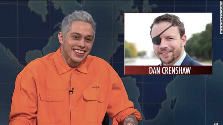 'SNL' comedian mocks candidate's combat wound