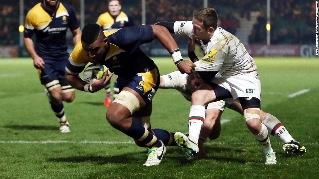 Christian Scotland-Williamson left English rugby side Worcester Warriors and made his first NFL appearance for the Pittsburgh Steelers in August 2018. 