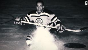 Hurricanes blast Bruins 7-1 on night Willie O'Ree's number is retired