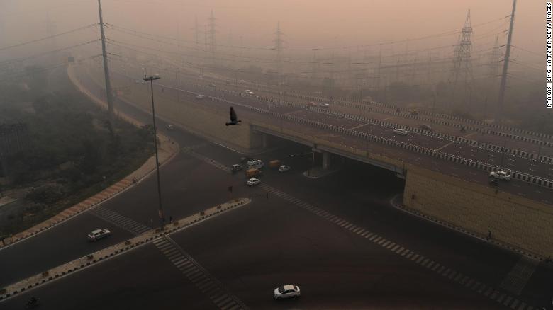 Delhi residents woke up to find the city under a thick layer of toxic pollution Thursday morning. 