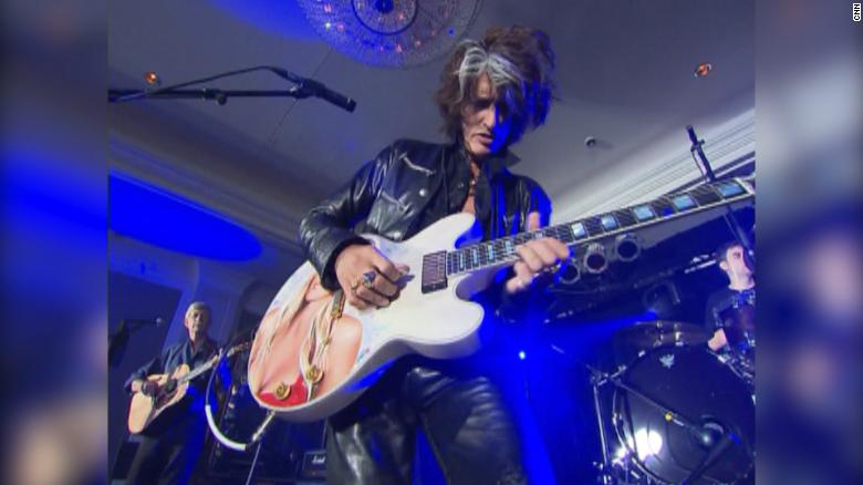 Joe Perry Aerosmith Guitarist Hospitalized In New York Cnn