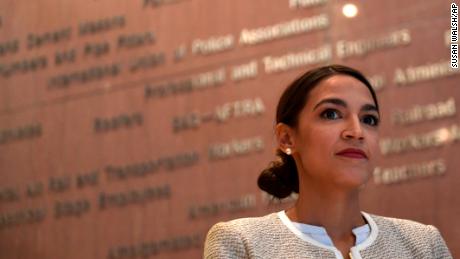 Ocasio-Cortez breaks with Cuomo and de Blasio on Amazon welcome