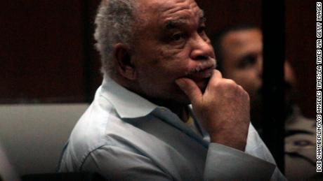 LOS ANGELES, CA - AUGUST 18, 2014:  Samuel Little, who was indicted on charges that he murdered three women in Los Angeles in the 1980s, listens to opening statements as his trial begins on AUGUST 18, 2014.  (Photo by Bob Chamberlin/Los Angeles Times via Getty Images)