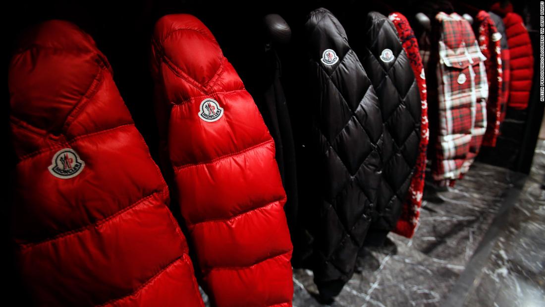 moncler wooly hat