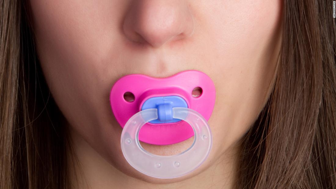 sucking-your-baby-s-pacifier-might-protect-them-from-allergies-study