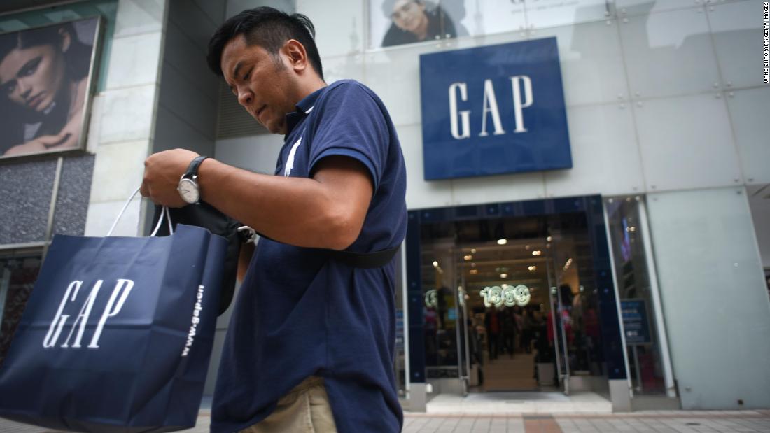 old navy splits from gap