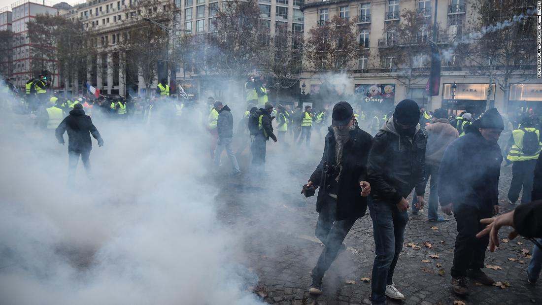 Violentas protestas en Francia y decenas de arrestos CNN Video